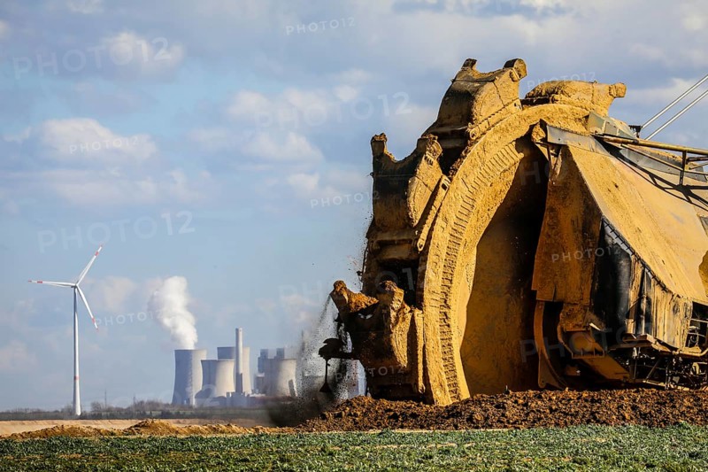 Bucket-wheel excavator wheel excavator in the RWE opencast lignite mine Garzweiler excavates at the demolition edge near Keyenberg