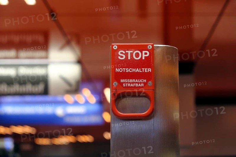 Emergency switch on the escalator