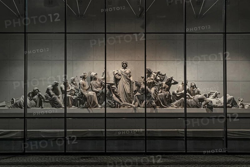 Rietschel gable at the Burgtheater