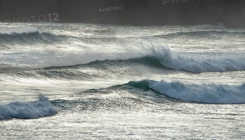 Strong swell