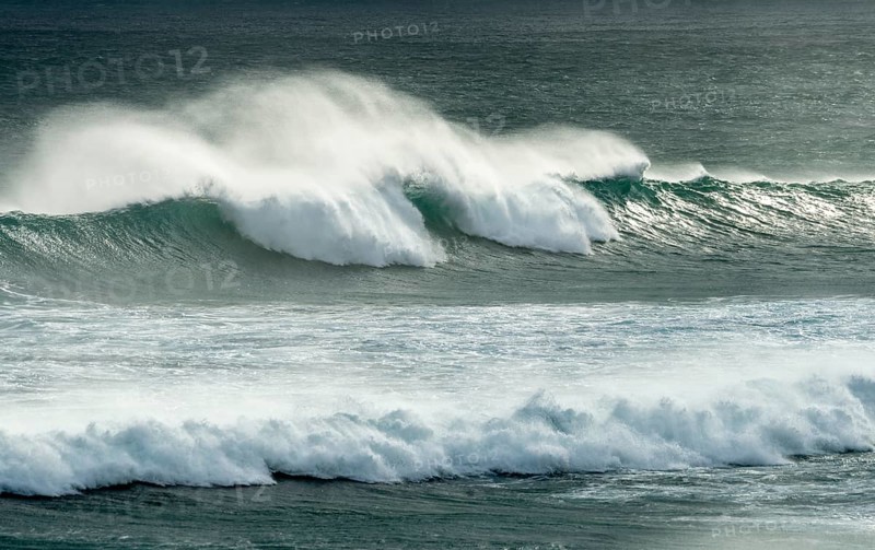 Strong swell