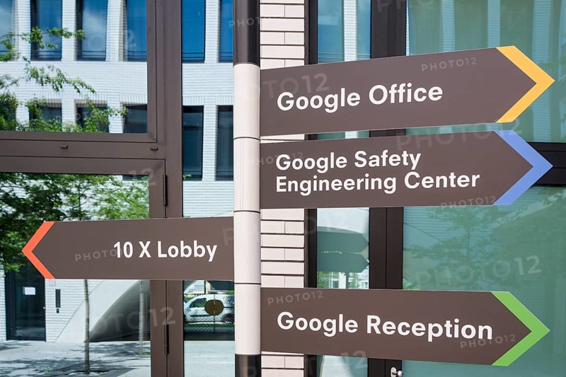 Google info signs at the Munich headquarters