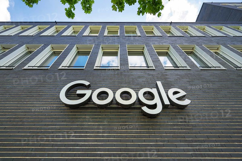 Google lettering on the central Munich