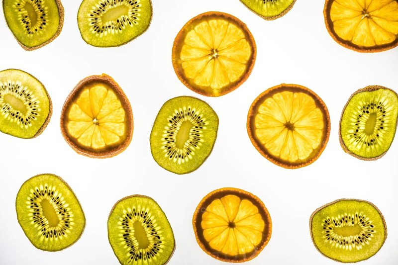 Orange and kiwi in slices