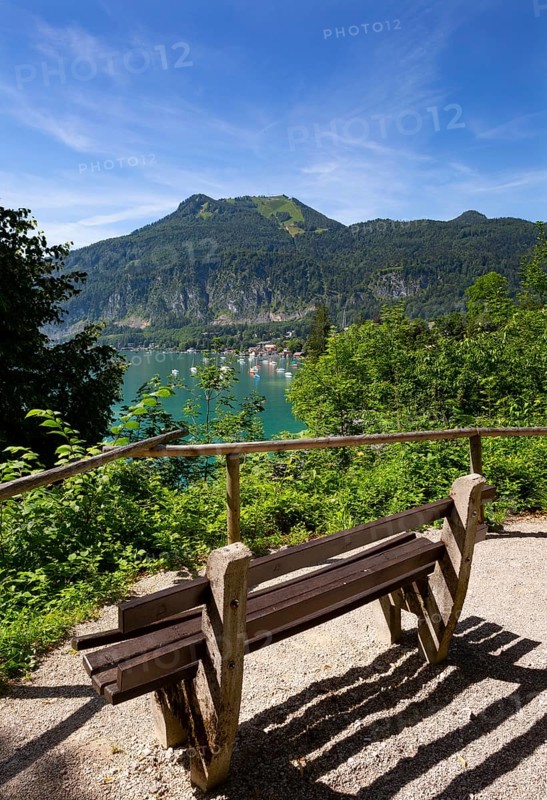 Viewpoint with view to Sankt Gilgen at the Wolfgangsee and Zwoelferhorn