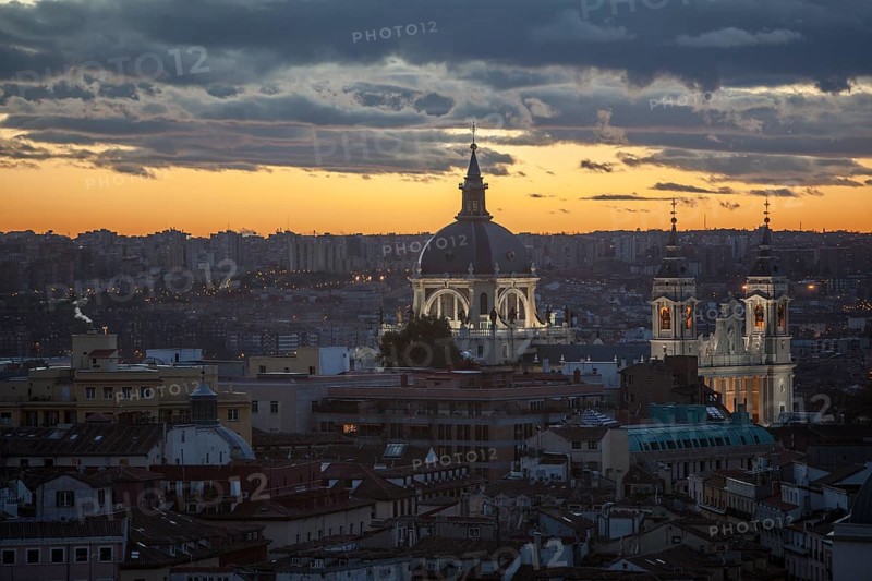 Cathedral La Almudena at sunset