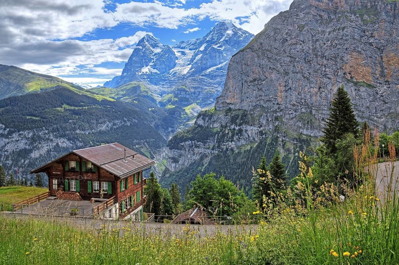 Mountain lodge in front of Eiger and Moench