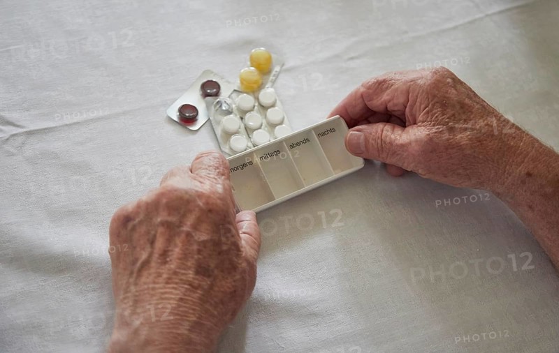 Symbol picture taking medication