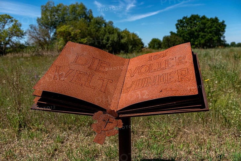 The Luther Bible by the students Chantal Seibert and Jasmin Gothmann on the Ferropolis Art Trail in Graefenhainichen