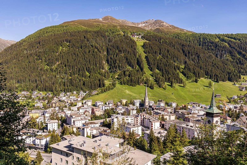 City view in front of the Jakobshorn