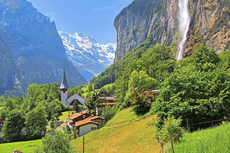 Village view with Staubbach Falls