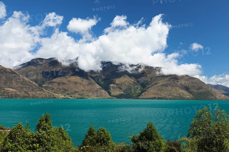 Lake Wakatipu with Thomson Mountains