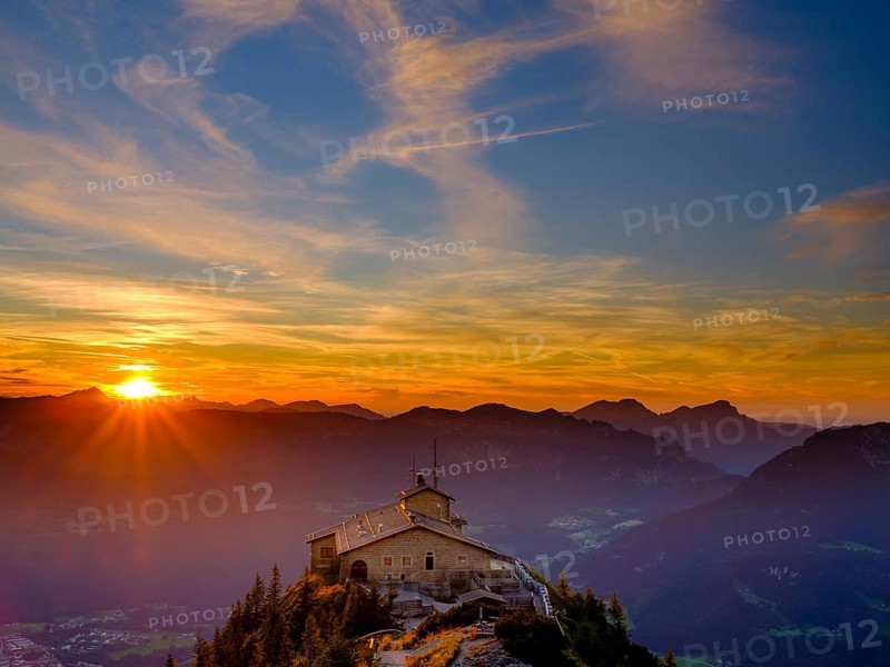 Eagle's Nest at sunset with cirrus clouds