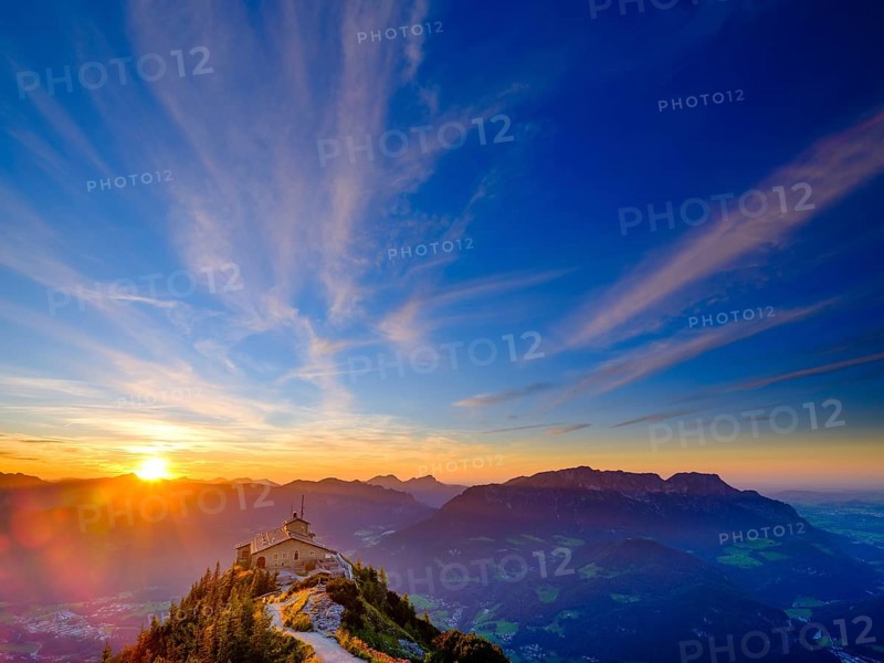 Eagle's Nest at sunset with cirrus clouds