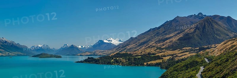 Lake Wakatipu with Mount Earbslaw