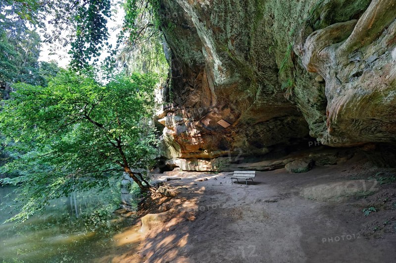 Bank in front of Gutav Adolf cave