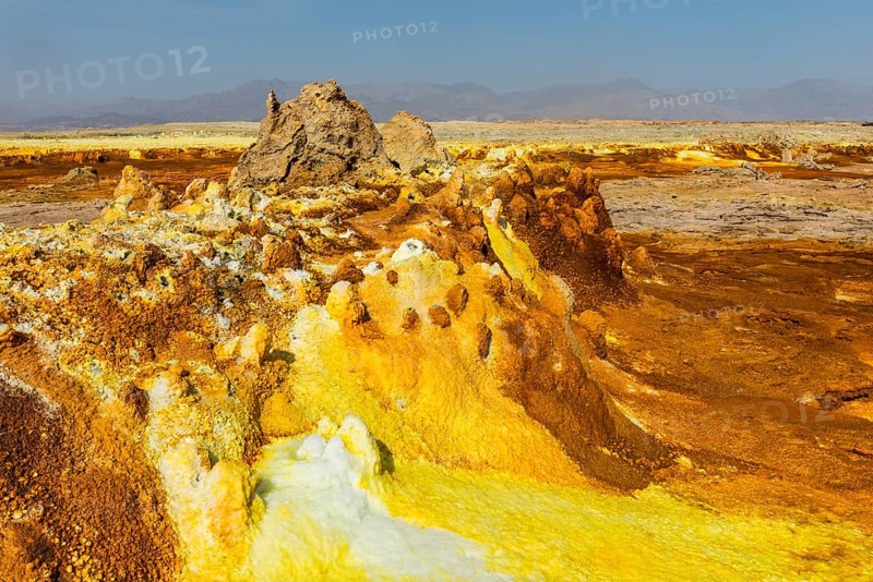 Geothermal area with sulphur deposits