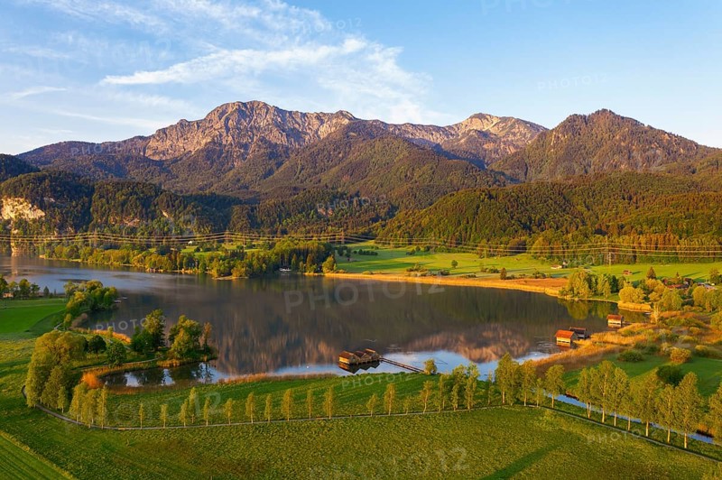 Lake Lake Kochel near Schlehdorf in the morning light