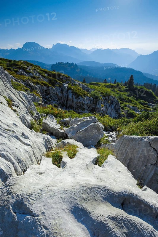 Karst landscape at the Pragelpass