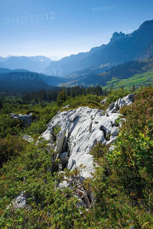 Karst landscape at the Pragelpass