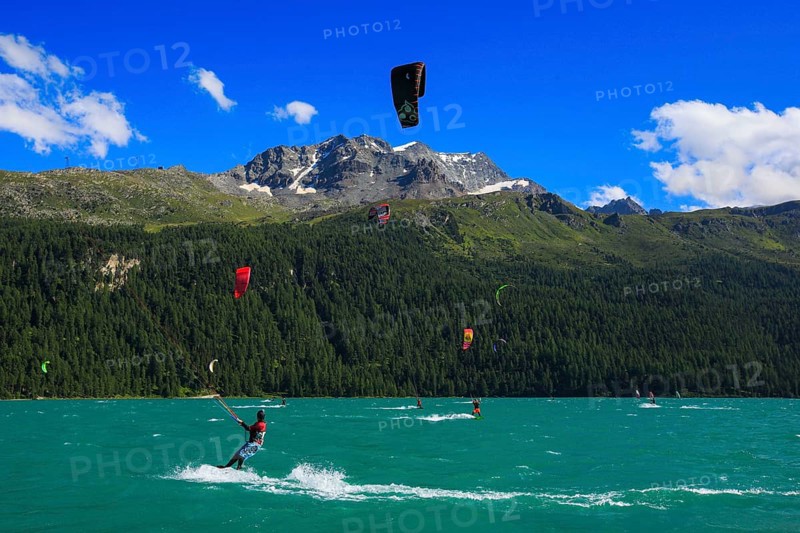 Kitesurfing