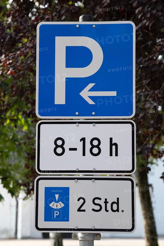 Sign parking place left