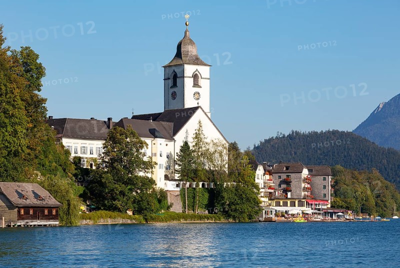 Sankt Wolfgang pilgrimage church with hotel Im Weissen Roessl am Wolfgangsee