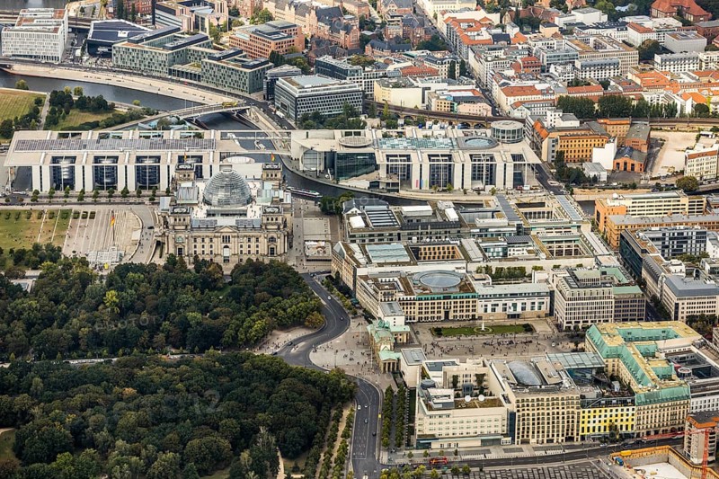 Brandenburg Gate at Pariser Platz