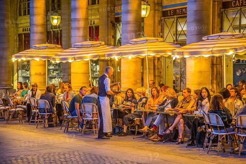 Cafe at the exit of the Louvre