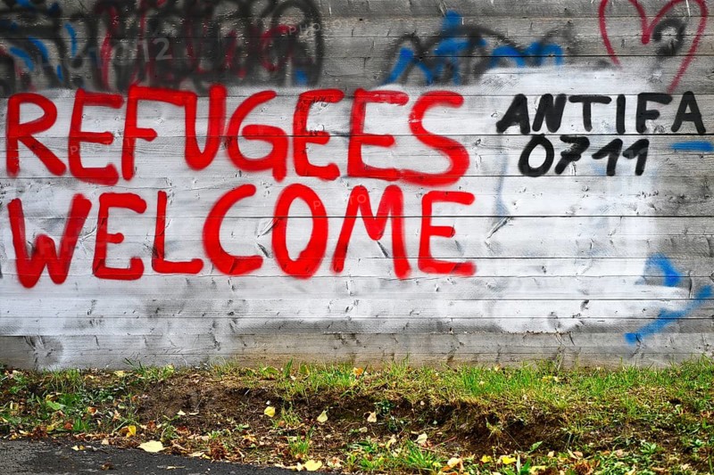 Graffiti REFUGEES WELCOME refugees refugees welcome