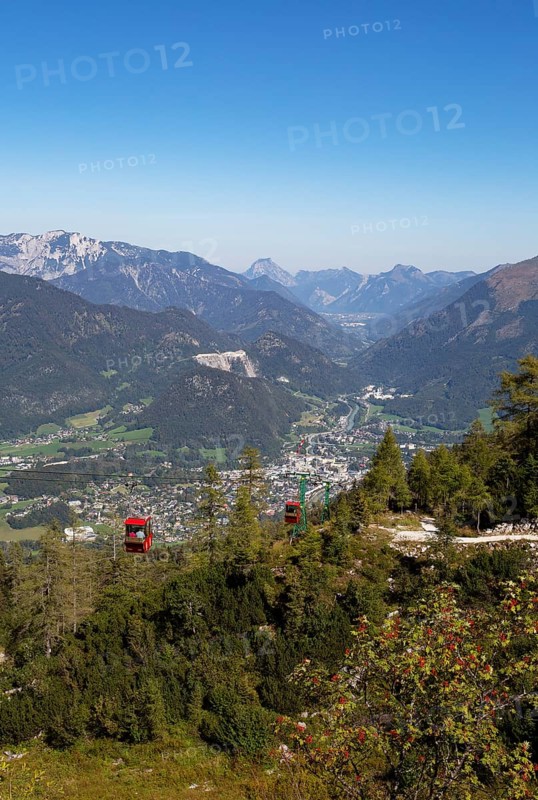 Katrin cable car with view of Bad Ischl