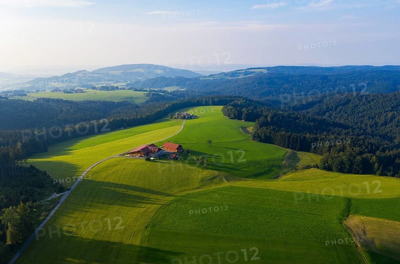 Cultural landscape at the Mondseeberg with Einoedhof