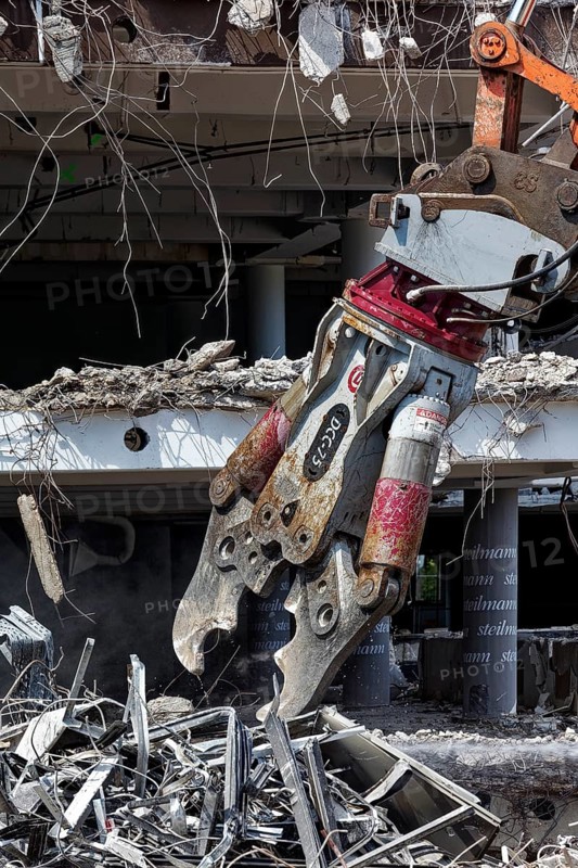 Demolition pliers