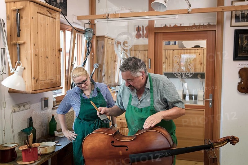 Collaborator and master violin maker Rainer W