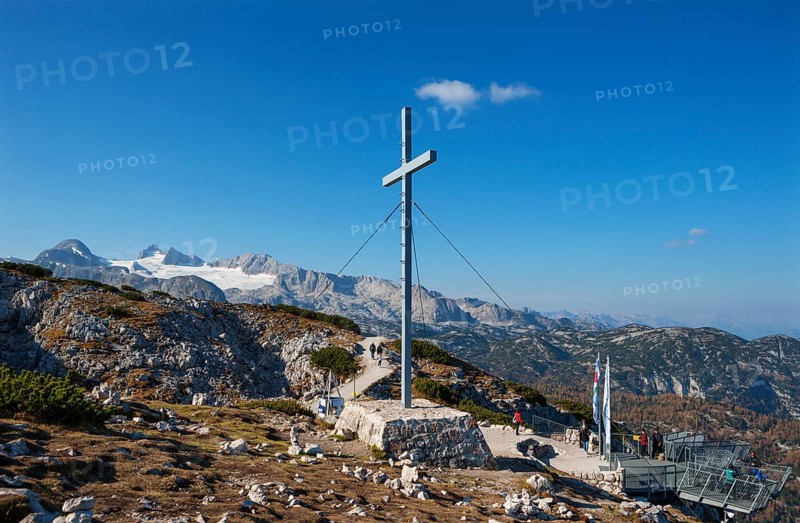 Viewpoint Five Fingers with pioneer cross