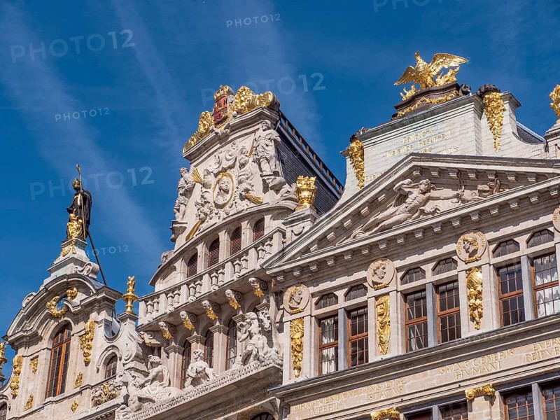 Detail of the tops of the buildings of Le Sac