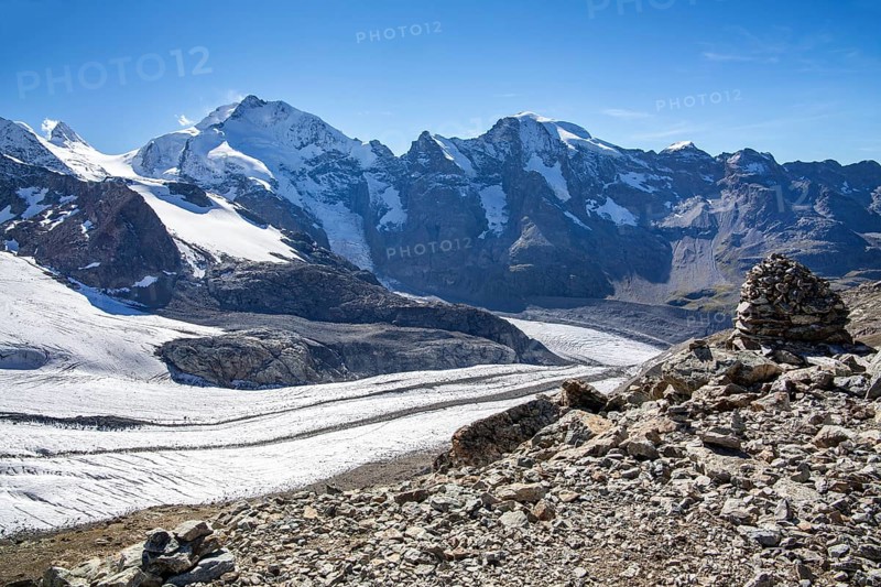 Viewpoint on the Diavolezza with Piz Bernina and Persgletscher