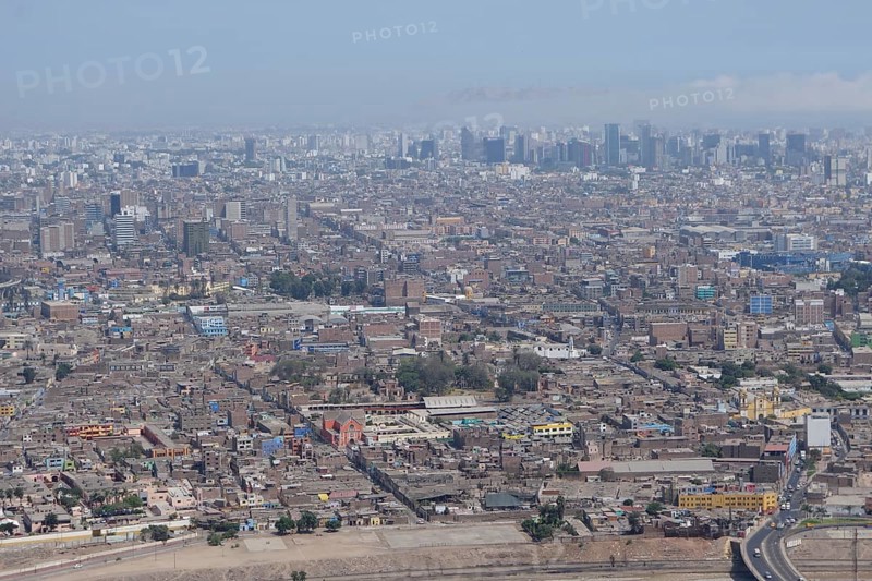 View from the Cerro San Cristobal viewpoint to the capital