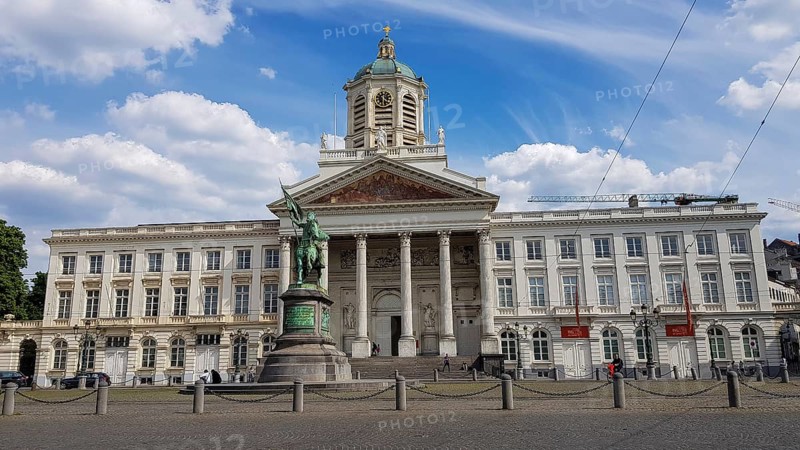 Place Royale and the statue of Godfrey of Bouillon