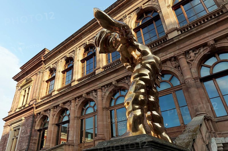 Sculpture Great Spirit by Thomas Schuette