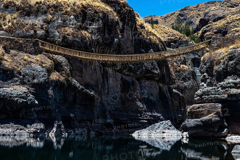 Qu'eswachaka suspension bridge