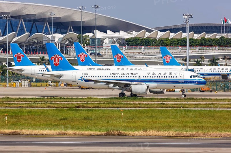 An Airbus A320 aircraft of China Southern Airlines with registration mark B-6272 at Guangzhou Baiyun