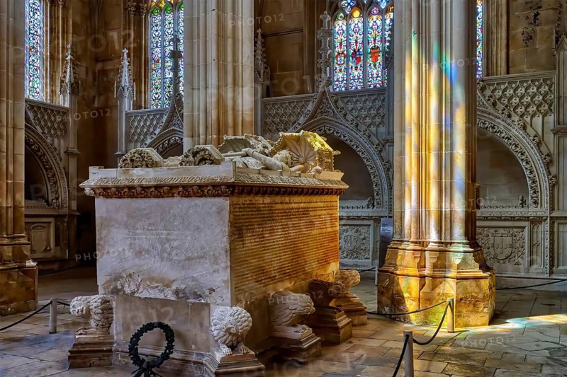 King Joao I and Queen Filipa de Lencastre tomb