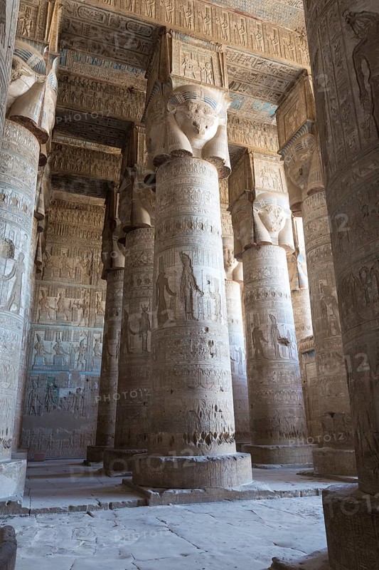 Outer hypostyle hall