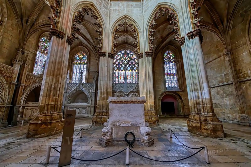 King Joao I and Queen Filipa de Lencastre tomb