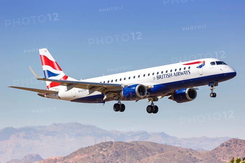 A British Airways Embraer ERJ190 with registration mark G-LCYV lands at Malaga Airport