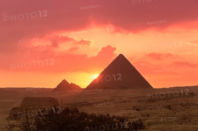 The pyramids of Menkaure at sunset