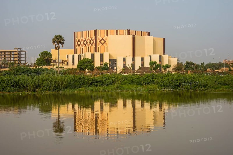 The congress on the river Niger