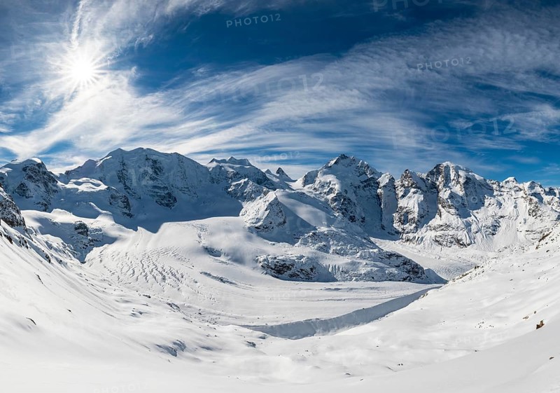 Winter mountain panorama on the Diavolezza