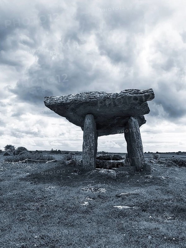 Poulnabrone dolmens